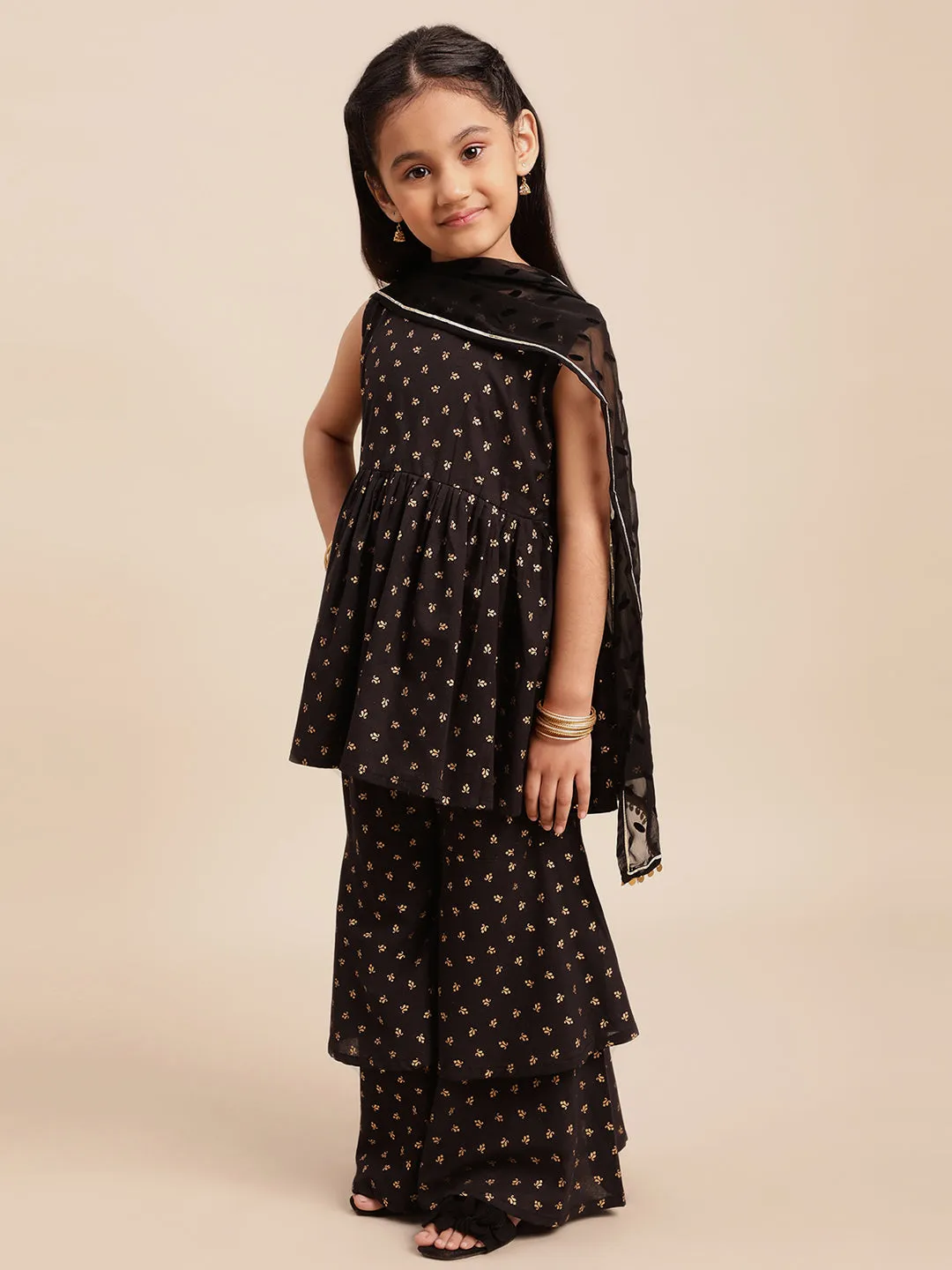 Ahalyaa Black Cotton Straight Kurta Sets