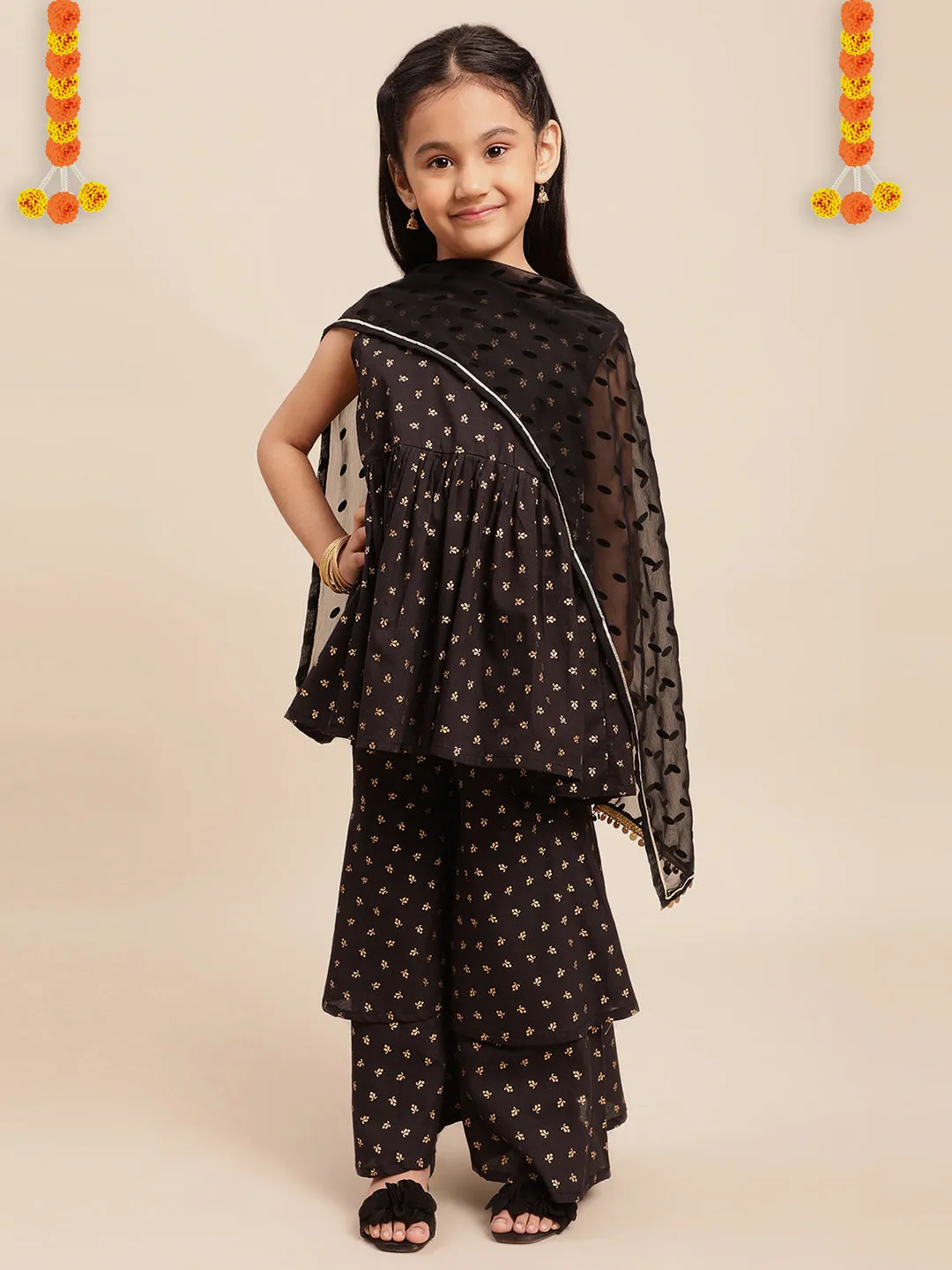 Ahalyaa Black Cotton Straight Kurta Sets