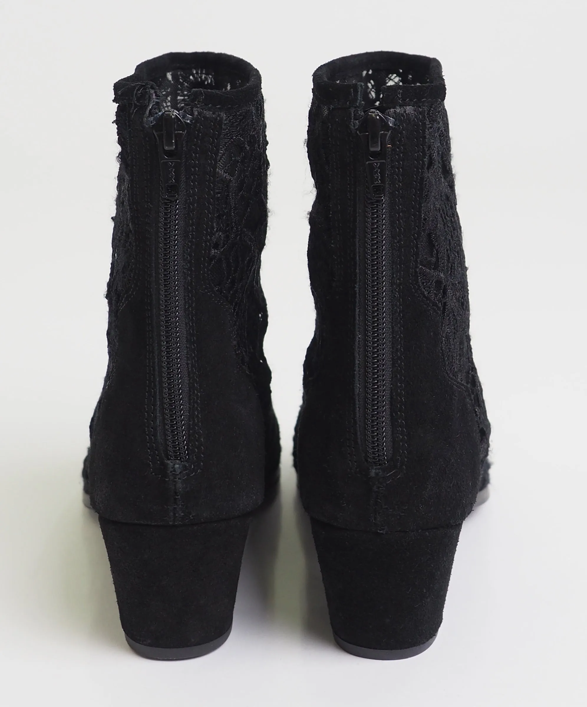 BLACK LACE SANDERSON BOOT