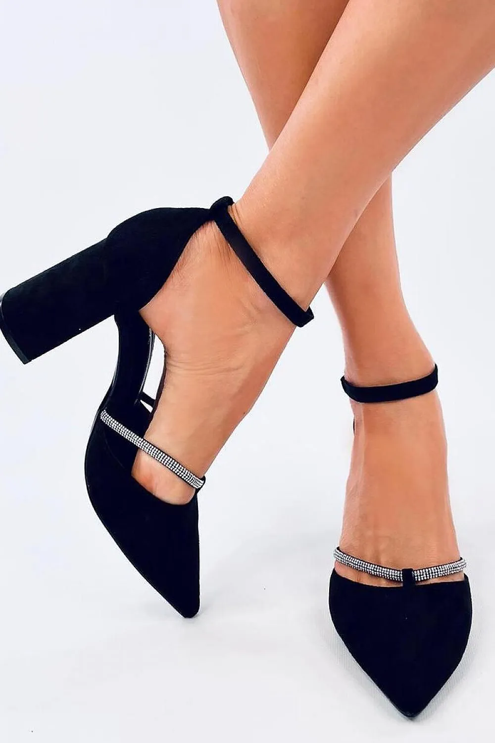 Elegant Sleek Timeless Block Heel Pumps