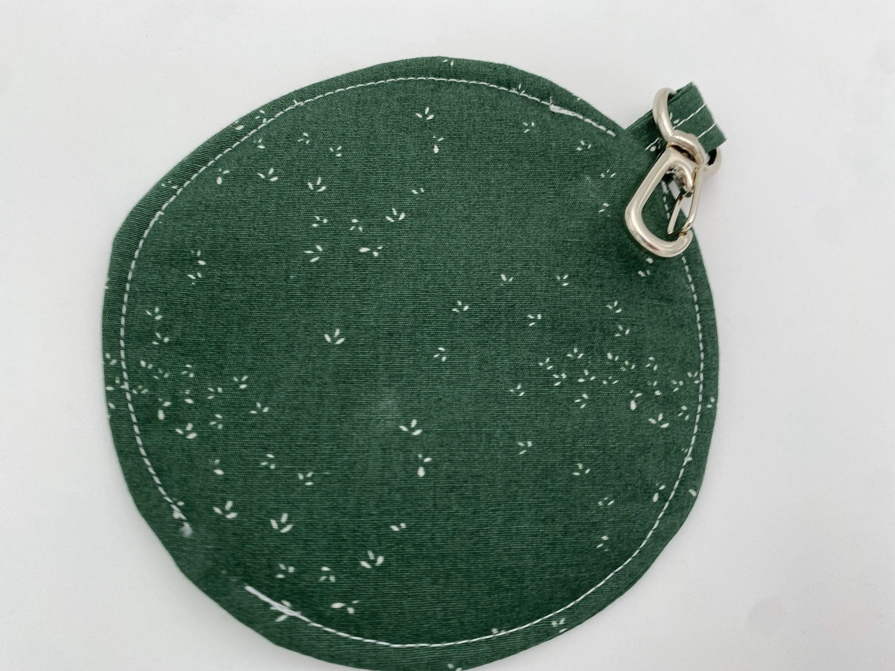 Green Zipper Pouch, Small Ear Bud Case, Round Ear Pod Holder,