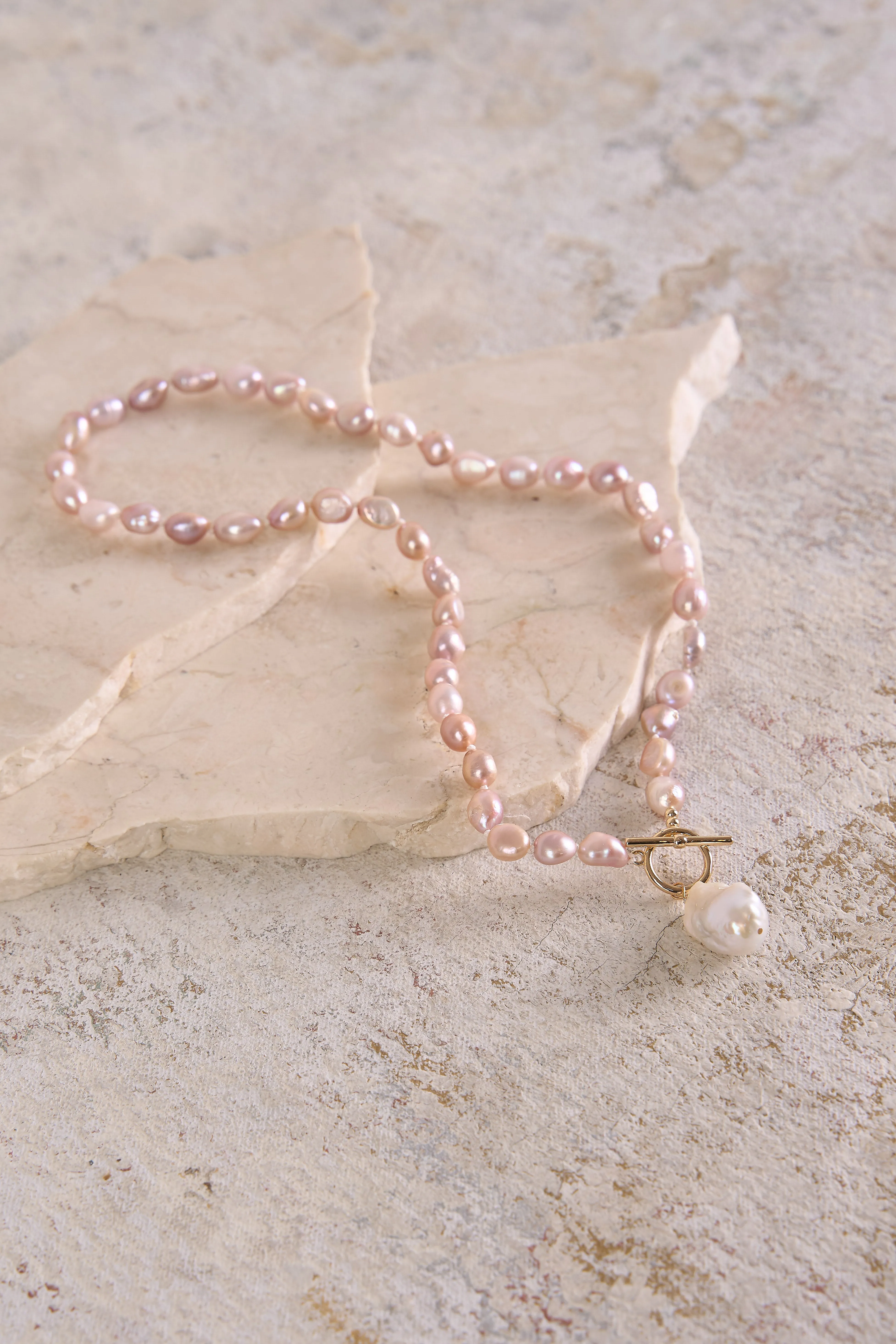 Rose Pearl Necklace